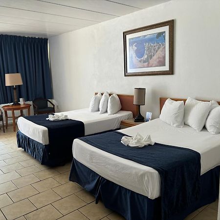 Brittany Motel Вайлдвуд Экстерьер фото