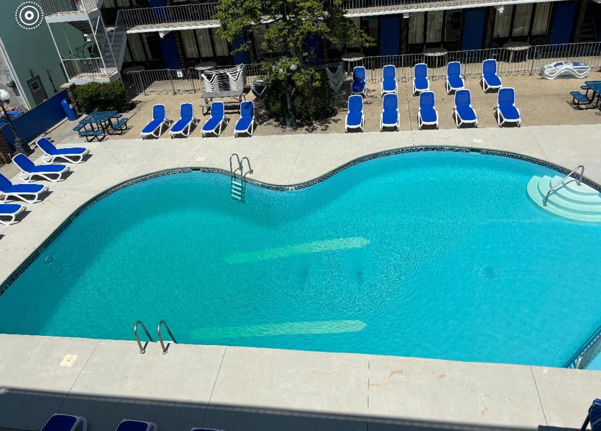 Brittany Motel Вайлдвуд Экстерьер фото
